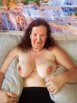 naked pics of hot mature grannies