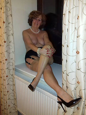 beautiful mature trotters with reference to heels adult residence pics