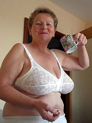 sexy mature in bras