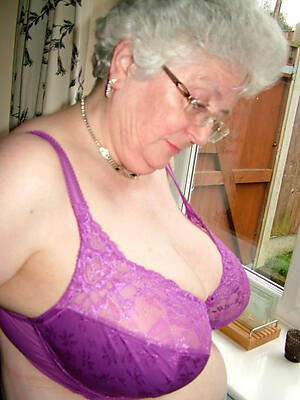 pretty over 70 granny sex photo