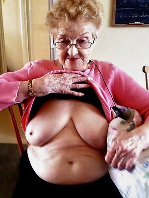real grannies over 70 unembellished pics