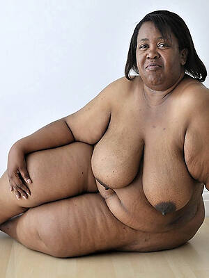 mature black bird naked flaunts her pussy