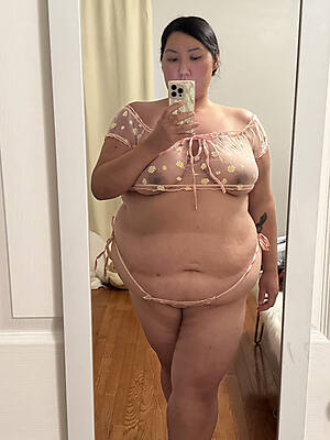 easy porn pics of nude chubby mature women